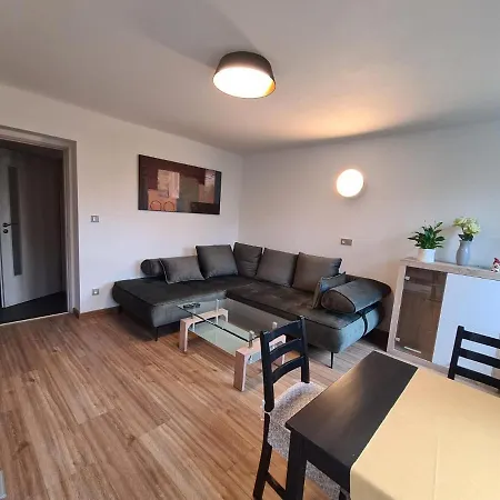 Apartment U Labe *