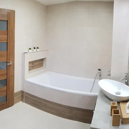 U Labe Apartment *
